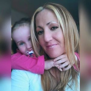 Meet your Posher, Carrie